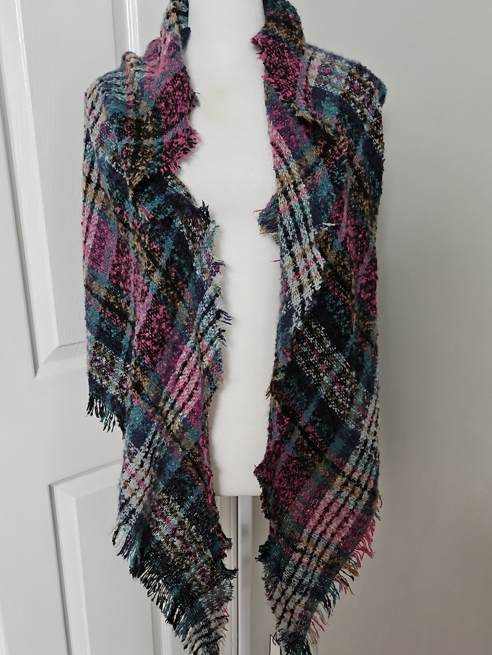 Vince Camuto Multi Plaid Boucle Triangle Scarf NWT Jewel OS